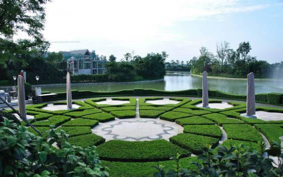 几何式园林：规则与美学的完美结合