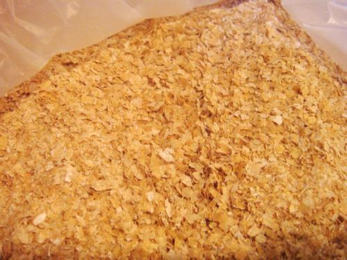 鸭子每天吃多少饲料，其中麦麸占比多少合适？