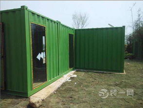 集装箱堆放农药， 城管来拆了