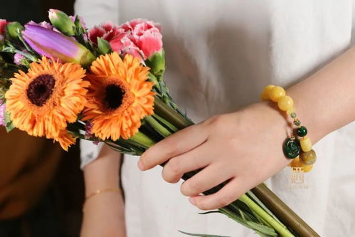 手串珠子的数量与含义