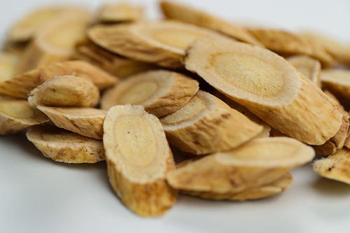 年年拌料黄芪多糖没效果？90% 养殖户dou犯的误区是啥？
