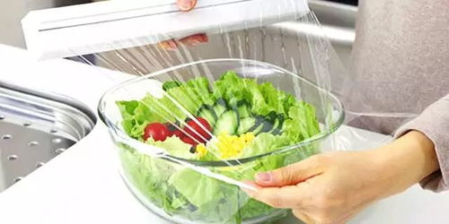 冰箱里的两种菜搭配，保鲜膜材料怎么选？