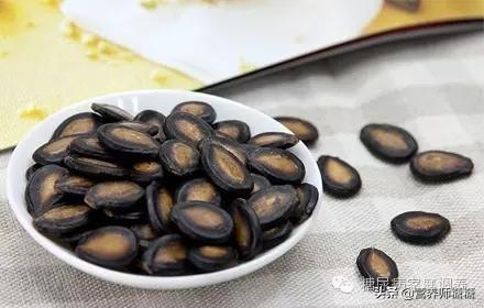 西瓜子是西瓜的种子，可以食用