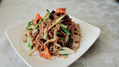 黄花菜炒肉，怎样做出鲜香四溢的家常菜