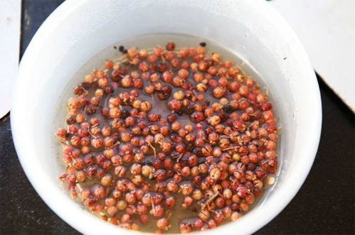 花椒雪梨煮水，养生功效知多少