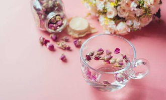 菊花配玫瑰花泡水，养生效果如何