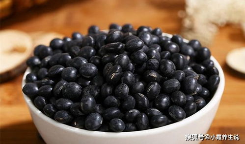 可食用的小豆类植物包括绿豆、红豆、黑豆等