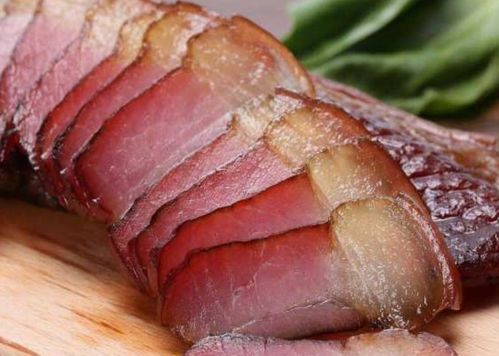 腌制腊肉需注意腌制时间、温度、盐分比例等