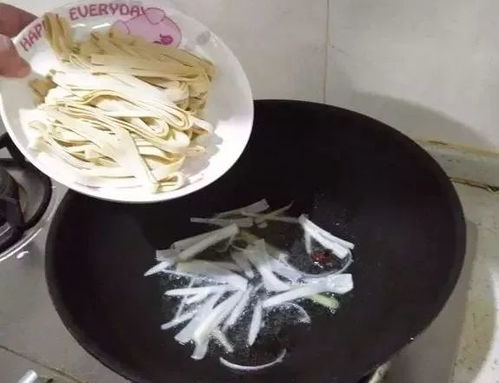 豆腐：软嫩滑口的健康食材