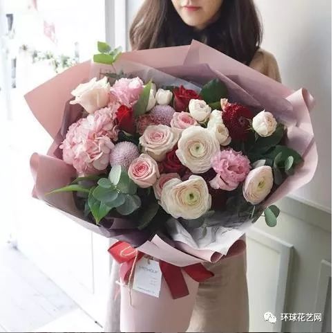 想学简单包花束？先了解花束结构