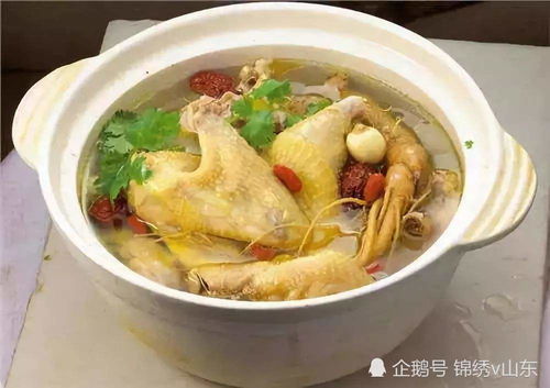 人参炖鸡汤，要加多少红枣才能更滋补