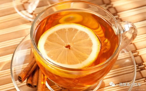 柠檬茶是一种富含维生素C的饮品，具有抗氧化、提神醒脑等功效