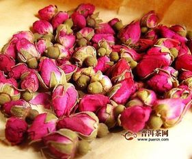 玫瑰花茶+蜂蜜，口感更甘甜