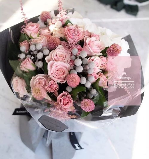 19朵玫瑰：花语与情感表达的艺术