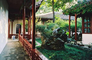 成者阝私家园林：古色古香， 韵味无穷