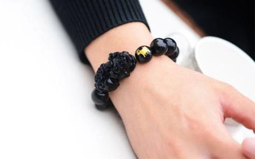 五十至六十岁男士选手链：品质比潮流梗重要