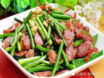 蒜苗美食：泡蒜苗的多种吃法