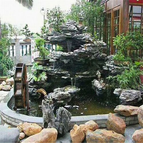 油漆上色是一种简单的塑石假山上色方式