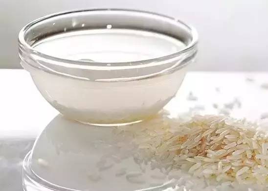 3. 淘米水清洗