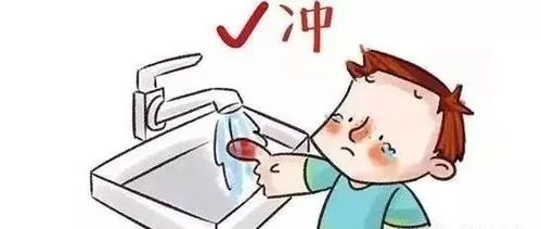 伤口处理，加倍小心