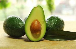 虫子吃掉后牛油果还嫩吃吗？