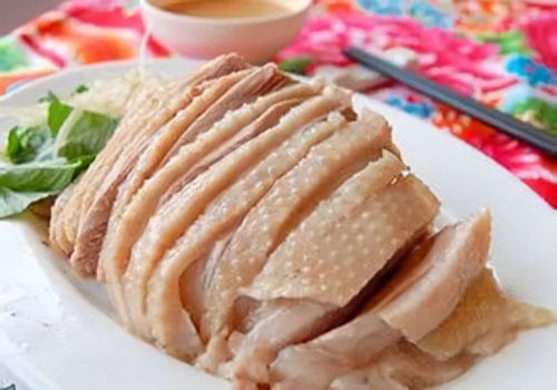 香酥鹅，一种以鹅肉为主料