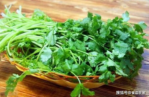 香菜清热解毒，你知道它还有哪些神奇功效吗