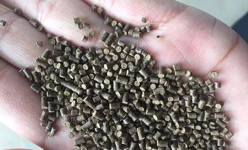 龙虾饲料品牌中，龙虾饲料排名如何？哪个品牌在虾蟹饲料市场表现更突出？