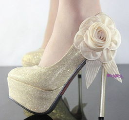 鞋子压脚背怎么办？我的脚好难受啊！