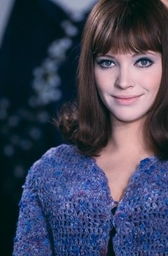 花开时节动人心， 花开花落情意浓