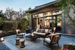 新中式景观设计采用框景、 障景、抑景、借景、对景、漏景、夹景、添景等中国古典园林的造园手法