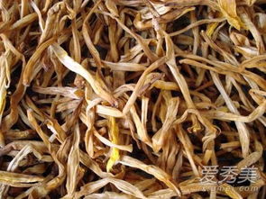 黄花菜功效显著，食用需谨慎