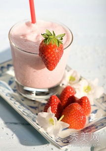 3. 正确清洗草莓