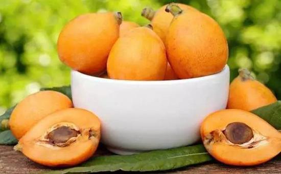 枇杷叶与枇杷花瓣的价格比较