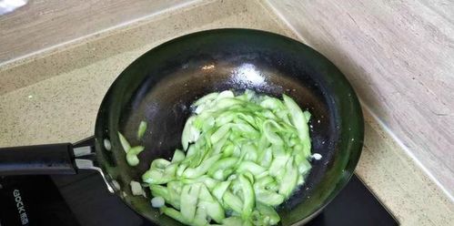 丝瓜的6种家常做法图片，有哪些简单美味的丝瓜大全家常菜做法？