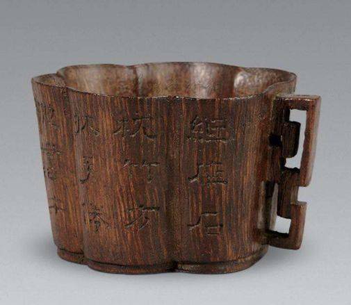 红木种类大揭秘：黄花梨、檀香紫檀、酸枝木与鸡翅木等珍稀木材解析