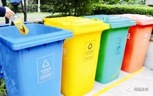 有害垃圾，它才是杀虫剂喷瓶的家