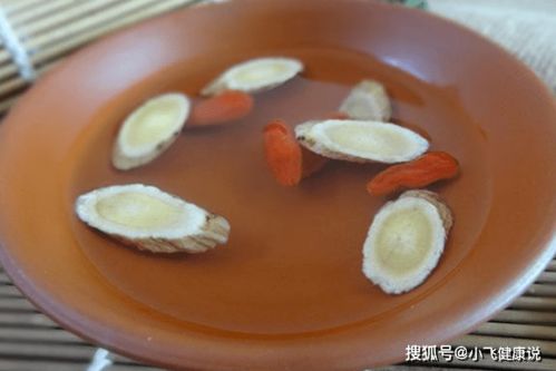 红参花旗参泡水喝，养生功效有哪些