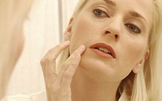 天气预报得好好kankan， 喷洒时间得选对