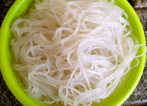 餐桌上的粉条，其来源、加工过程和卫生状况
