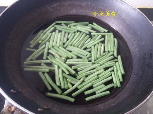 清明后蒜苗价超12元/斤，比肉还贵