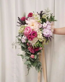 玫瑰花束怎么养久一点？花艺师教你小窍门
