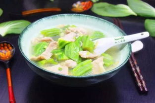 丝瓜肉片汤是一道以丝瓜和猪肉为主料