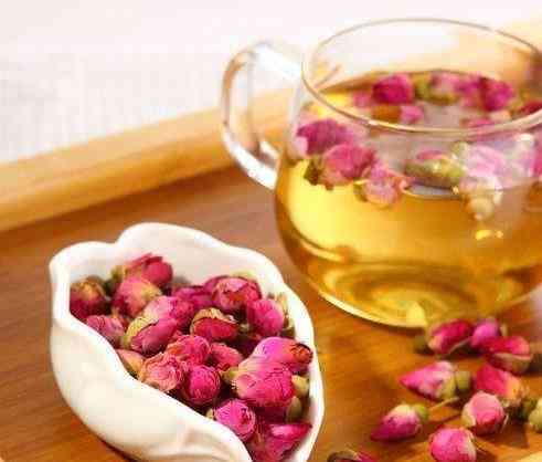 玫瑰花泡水喝的注意事项